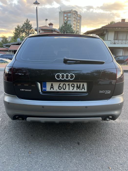 Audi A6 Allroad 3.0 TDI 233кс.