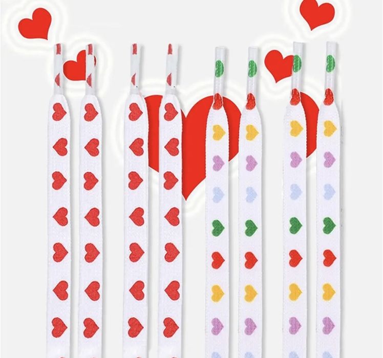 Шарени връзки за обувки/маратонки сърце