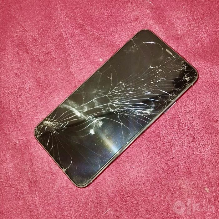 iPhone 11 pro max full
