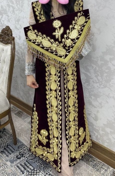 Ayolar uchun vecherniy koylak
