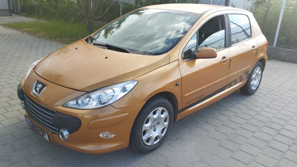 PEUGEOT 307