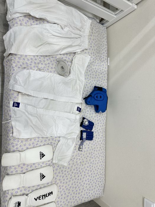 Продам кимоно в сборе