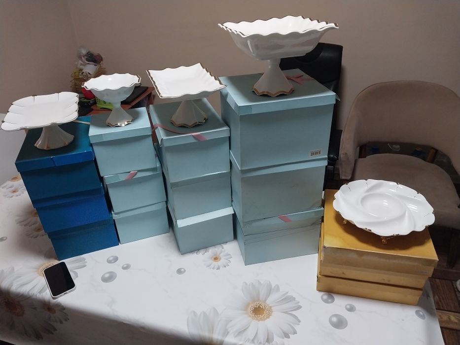 продам посуду для торжество