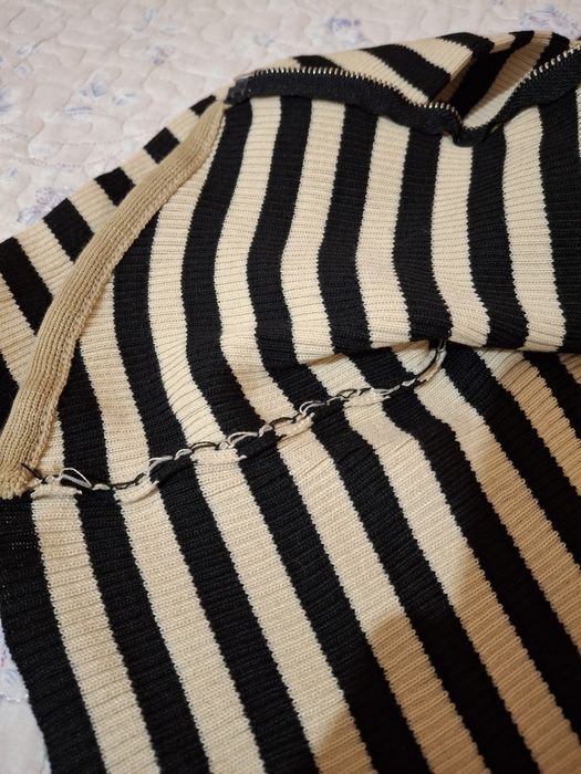 Укороченный кардиган в стиле Y2K