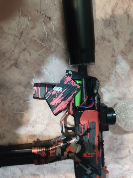 Продам игрушечный автомат