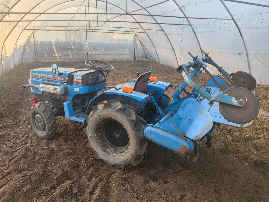Tractoras 16cp 4*4Mitsubishi cu freza 1.25m 0762#293#120