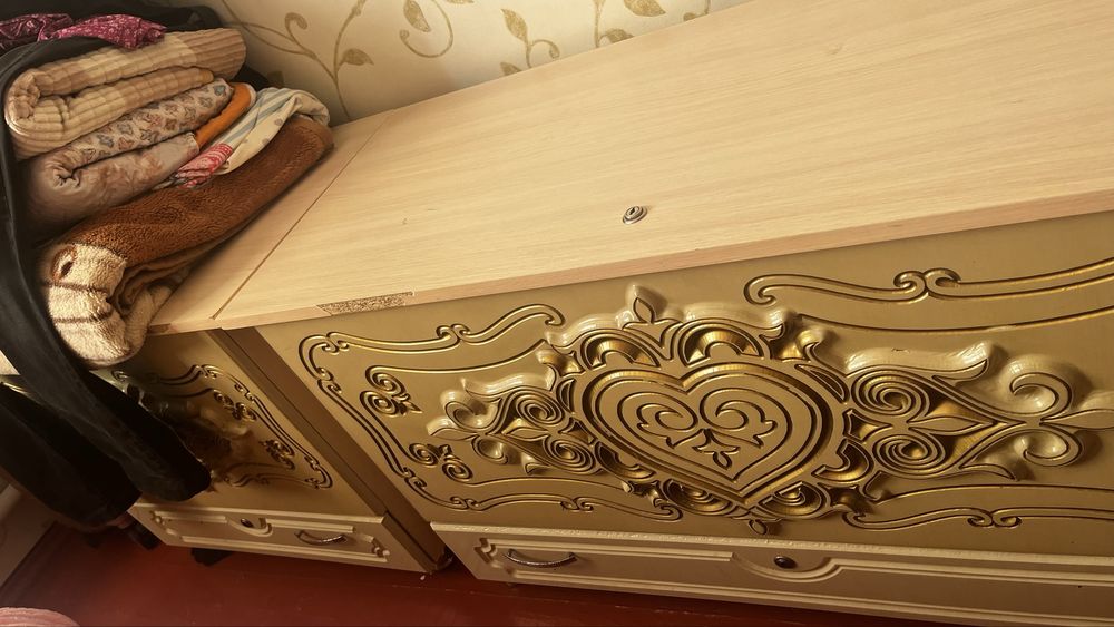 Сандык турлери бирдей 2 шт