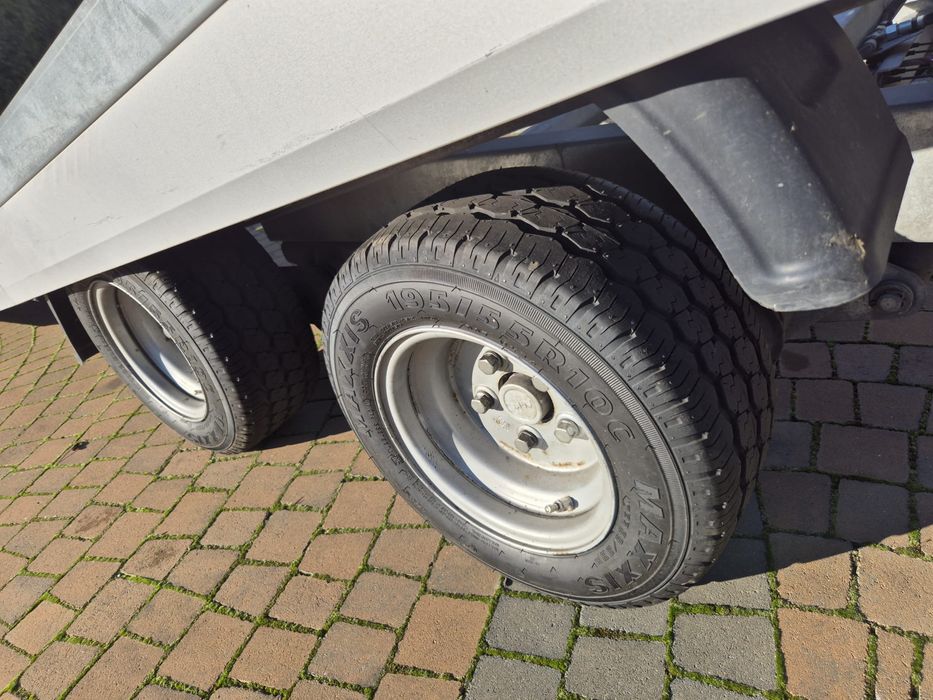 Platforma / autotransporter / remorca Vezeko 3000