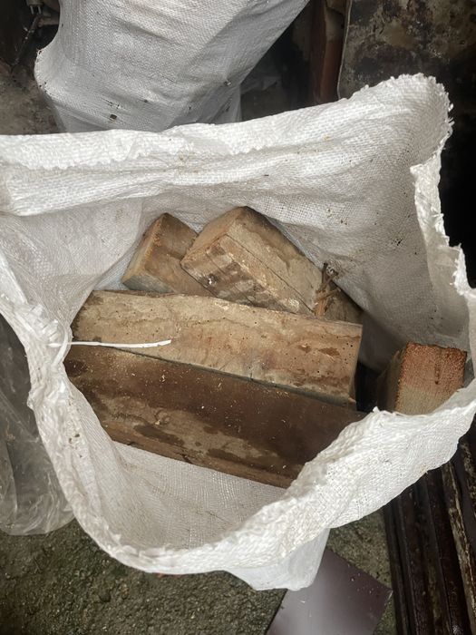 Чували с дърва за огрев