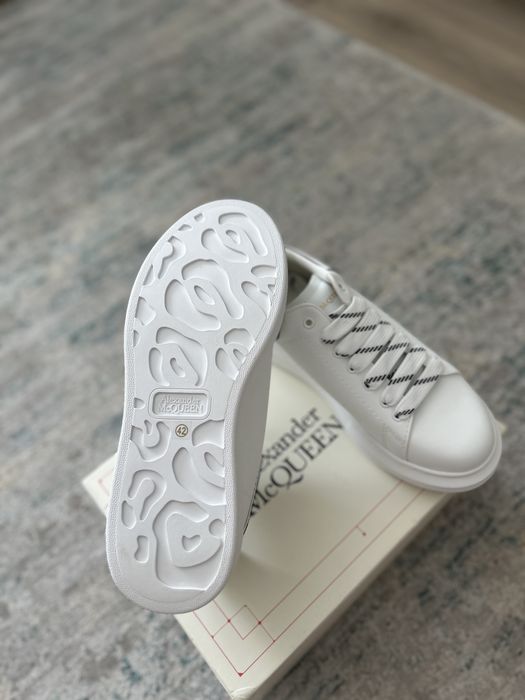 alexander mcqueen 42