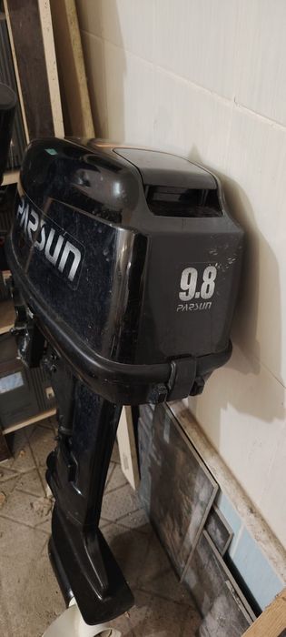 Продам лодочный мотор Парсун 9.8