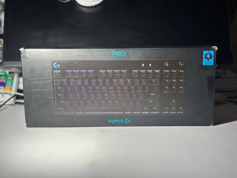 Logitech G Pro TKL blue switch