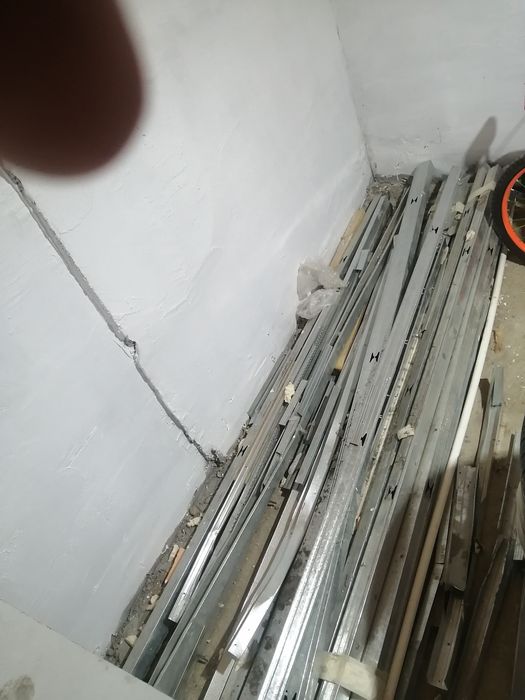 Продаю стеновые профиля