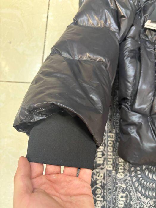 Пуховик Canada Goose