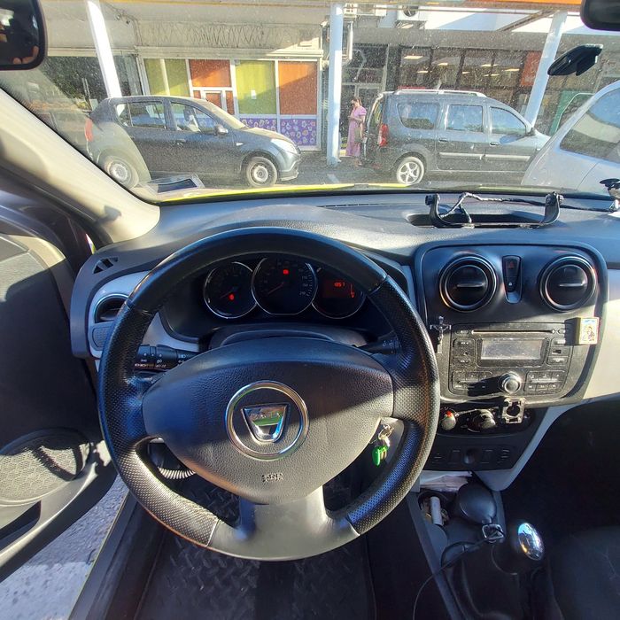 DACIA Logan 2015 — imagine 4