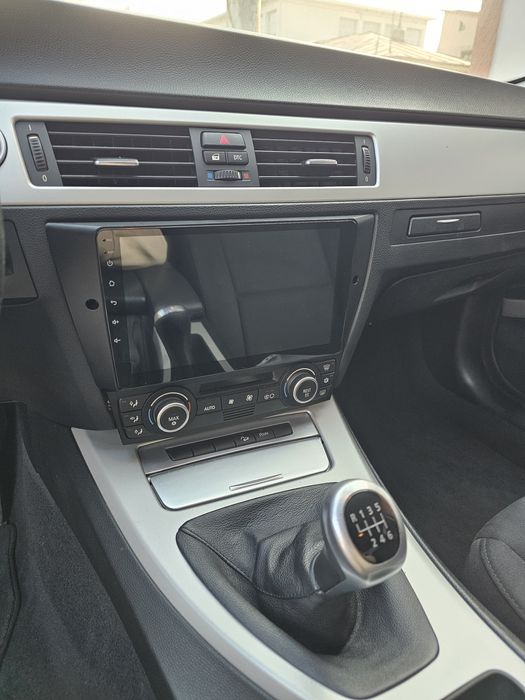 Bmw E90  320 Facelift -xDrive - 177cp /istoric service