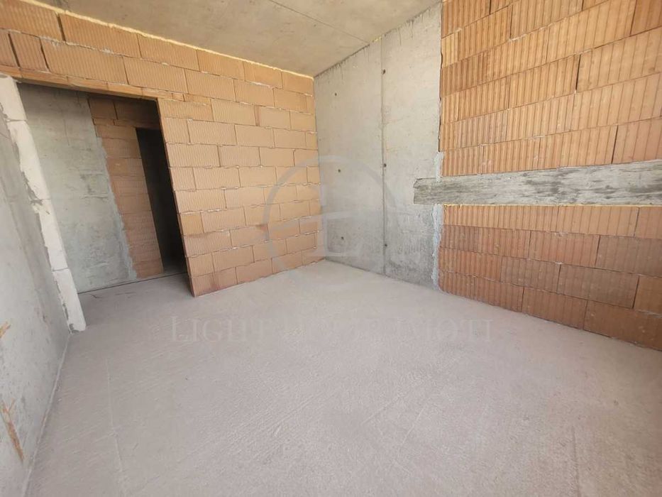 Продава се Тристаен апартамент в Пловдив, Кючук Париж - 88 кв.м за 1070 €/кв.м - Снимка #4