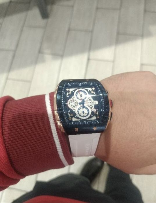 Часы  Мужские гуесть