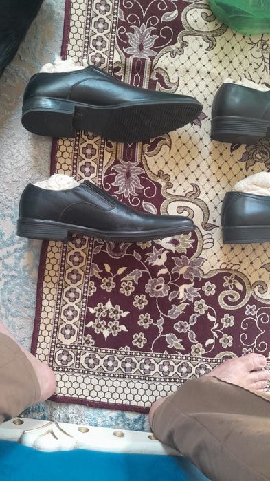 Продам мужские туфли 43 размера