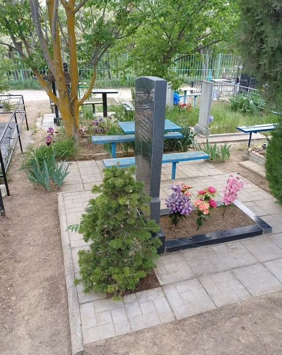 Уборка могил / Уборка на кладбище / Ритуальные услуги