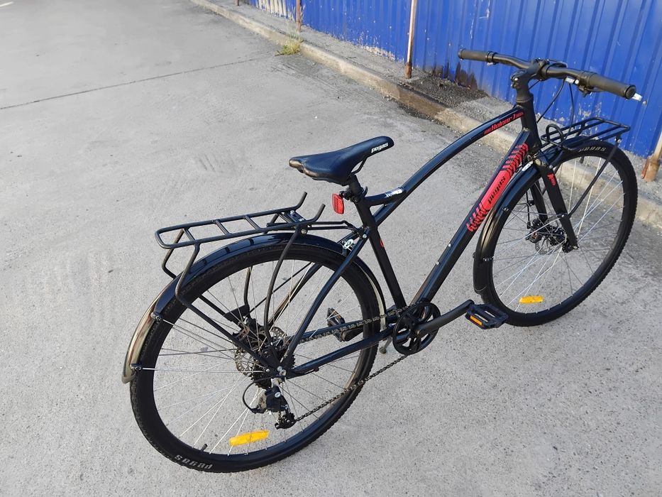 Vând bicicleta din aluminiu