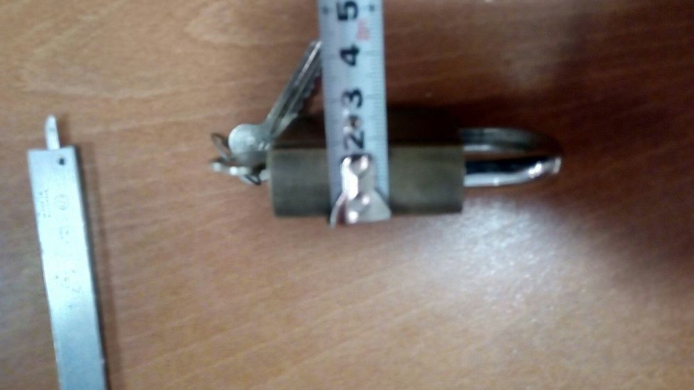 Стоманени маркови катинари ,AMERICAN LOCK;LOCK WOOD AUSTRAL