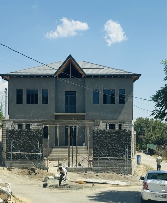 Участка дом продоется Чирчик 500 ка, 2 этаж, 6 ком, 198м2, 3 сотих