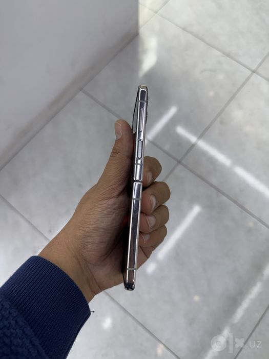 Samsung Flip 4 8/256 GB silver Korea
