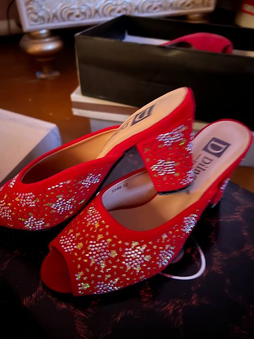 Модные туфельки новые