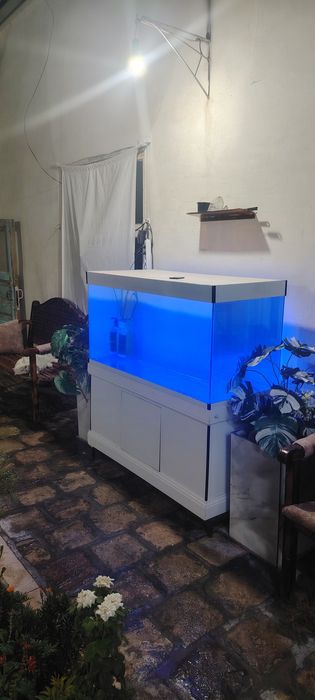 Аквариум новый на 300литров