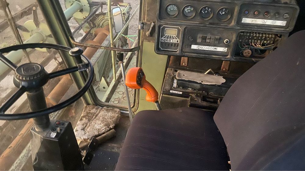 Продам комбайн Дон-1500