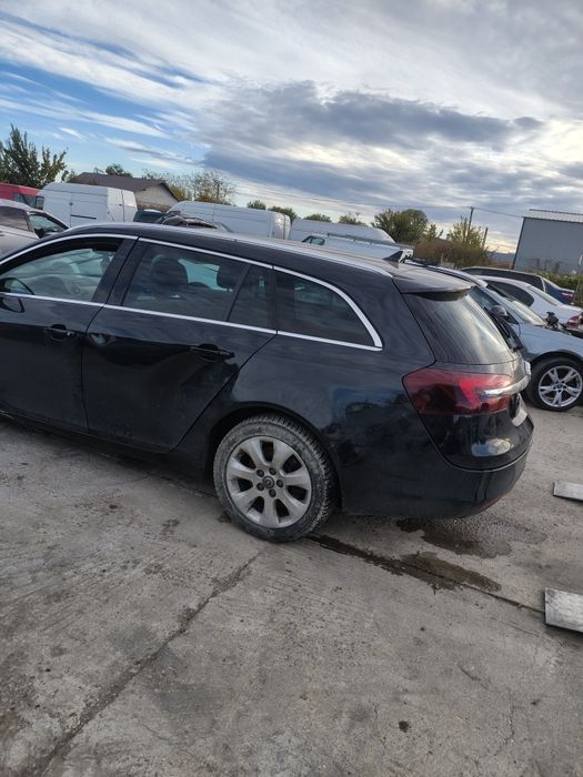 Dezmembrez Opel insignia 2.0 cdti cutie automata