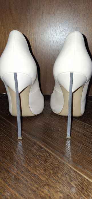 Дамски кожени обувки Casadei Blade