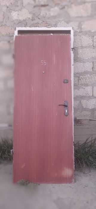 Б/У Двери металические входные