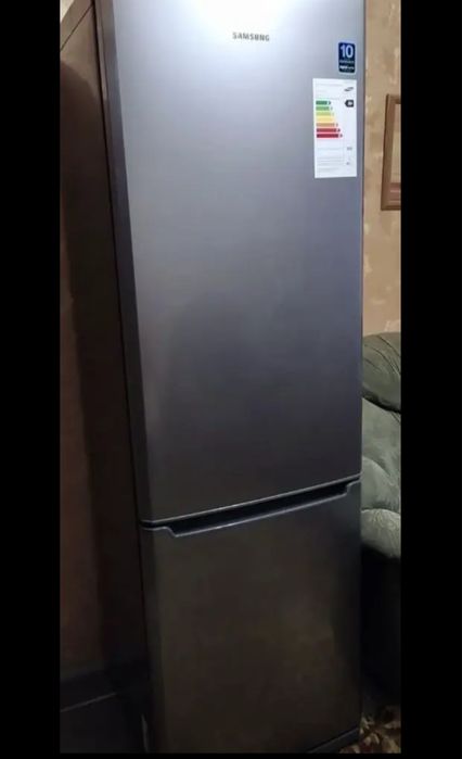 Холодильник. Срочно