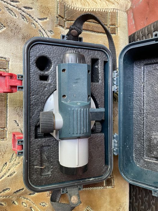 Продается нивелир