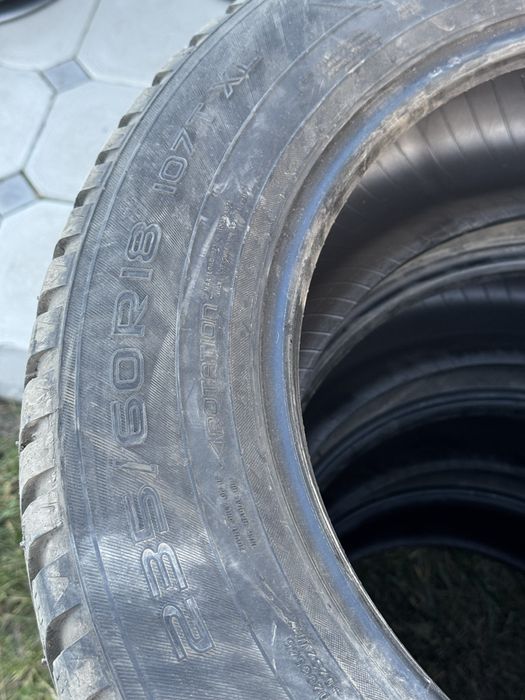 235/60R18 Nokian hakkapelita8 SUV