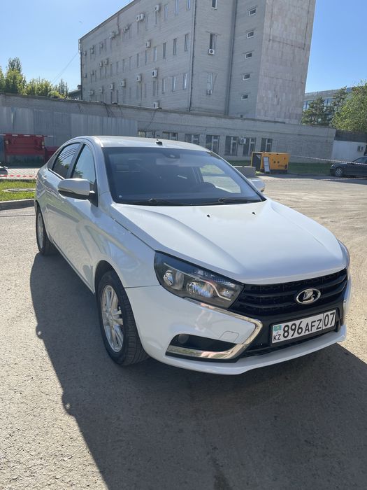 Продам Лада Веста 2018 год
