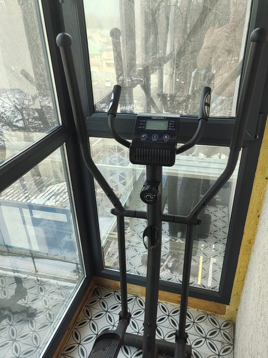 Продам тренажер новый