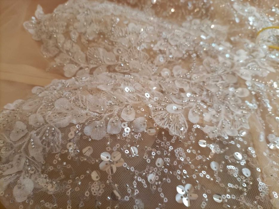 Дълга официална рокля