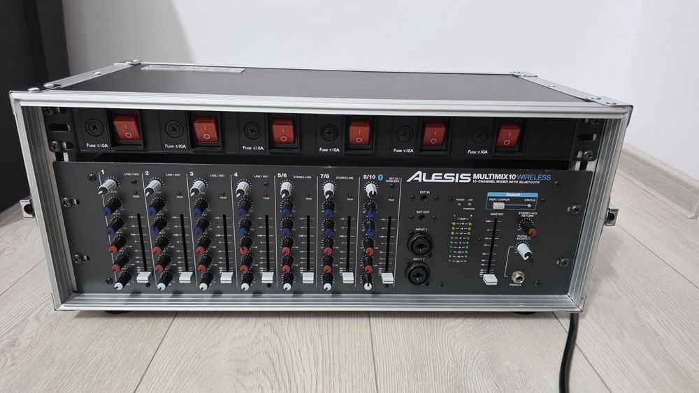 Mixer de rack alesis multimix10