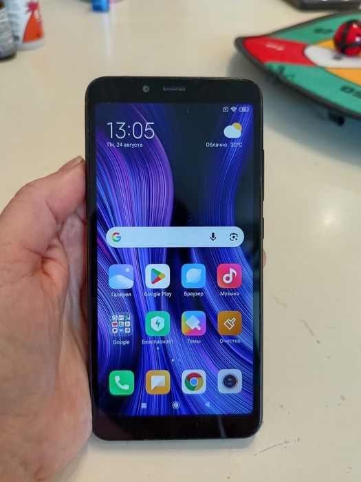 Телефон Xiaomi Redmi 6A