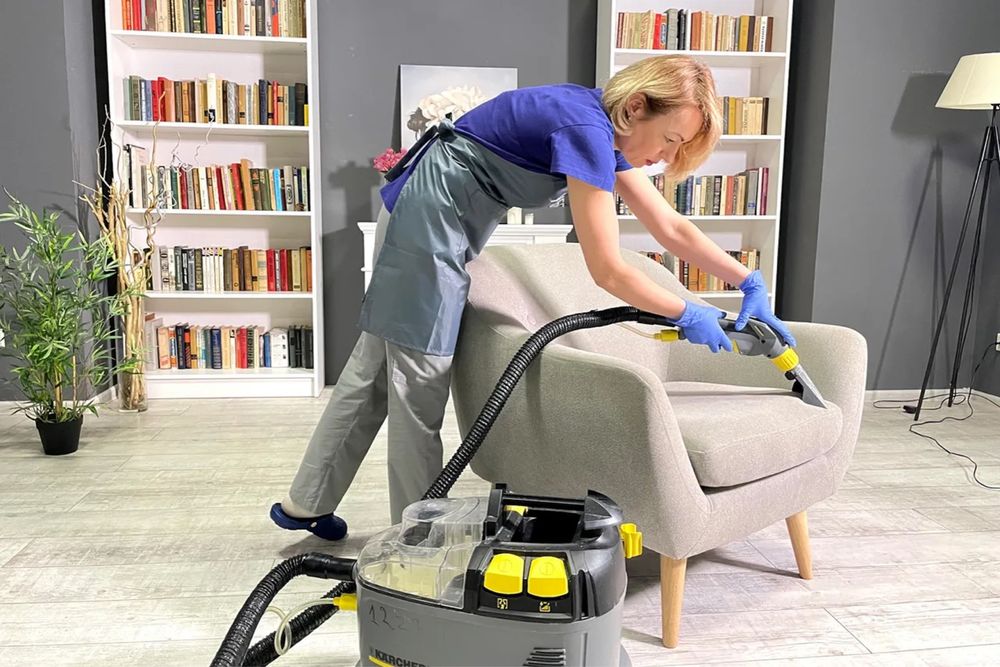 Химчисткая мягкой мебели.Клининг. Аренда проочистителя.