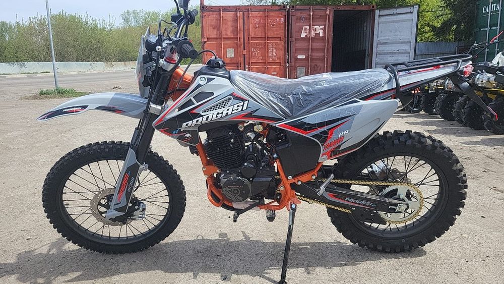 Кросавый мотоцикл progasi