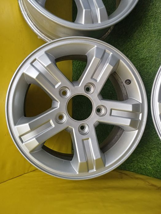 Диски R16 5×139.7 на Kia.