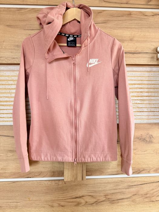Страхотен ежедневен суичър Nike