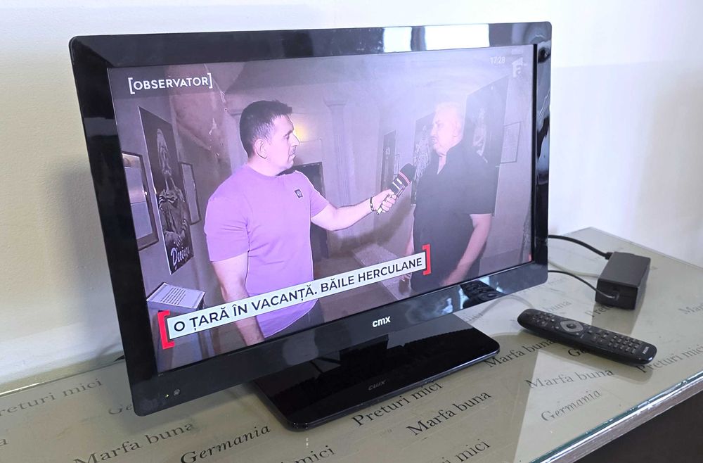 Tv rulota,camion...CMX 8245F Lucani - 24 inch/61 cm - 12v,usb etc
