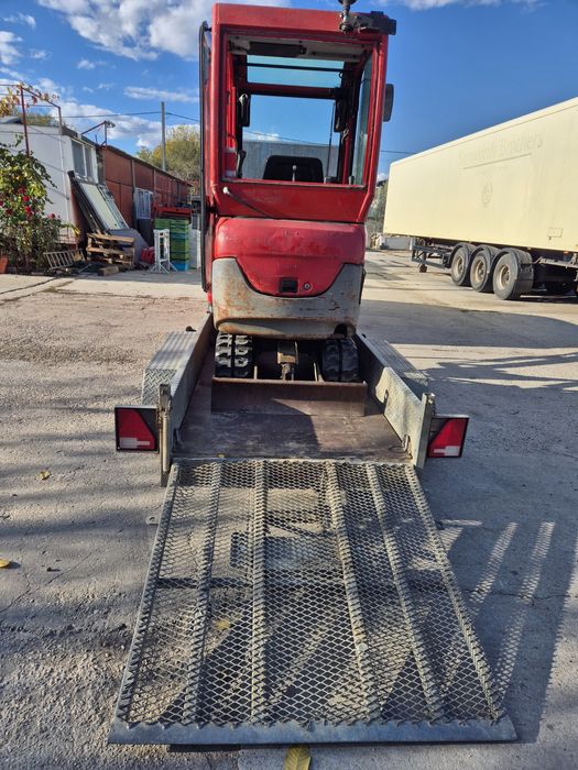 Remorca utilaj 2700kg marca indespension anglia 2018