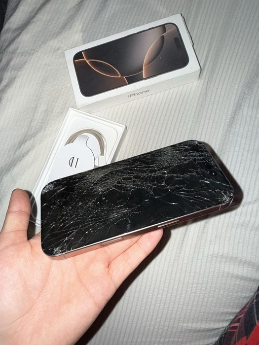 Айфон 16 про на запчасти