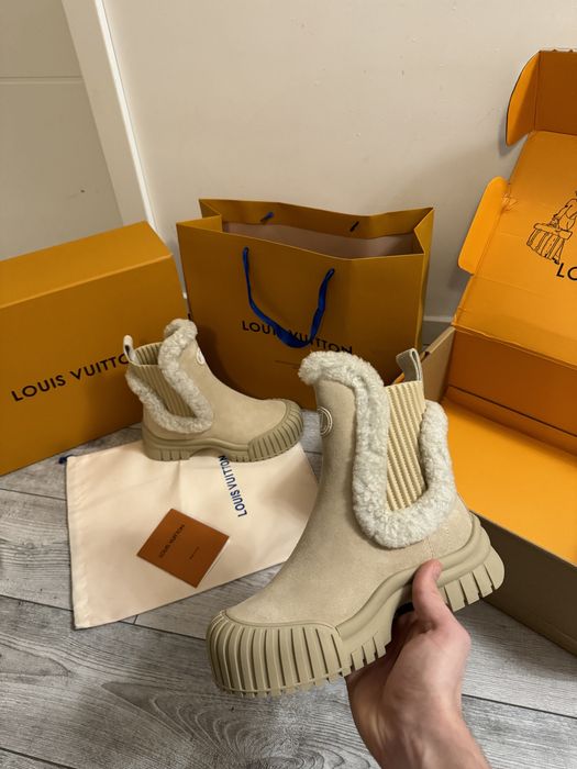 IN STOC | Ghete Louis Vuitton Premium